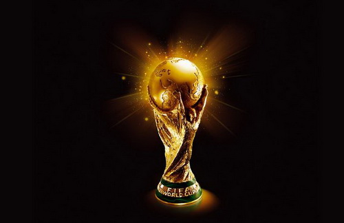 马尔基西奥玩皇马传奇二选一：C罗＞齐达内、大罗（马尔基西奥参与皇马传奇二选一：C罗力压齐达内、大罗）