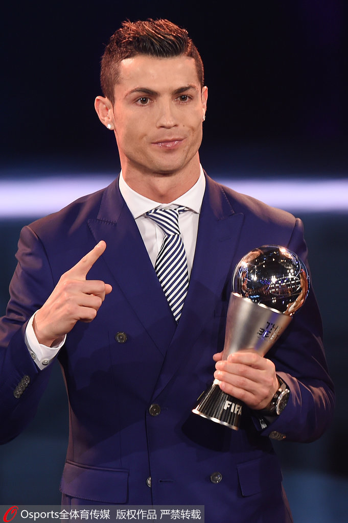 世界青年赛新秀层出不穷（世界青年赛新星频现）