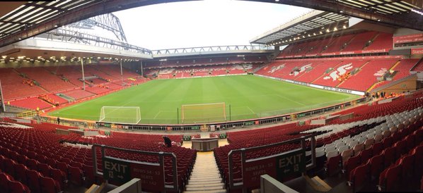 阿尔梅达：12轮联赛塞维拿了41张黄牌，我不能接受这样的判罚（阿尔梅达怒斥判罚：塞维12轮竟领41黄，难以接受）