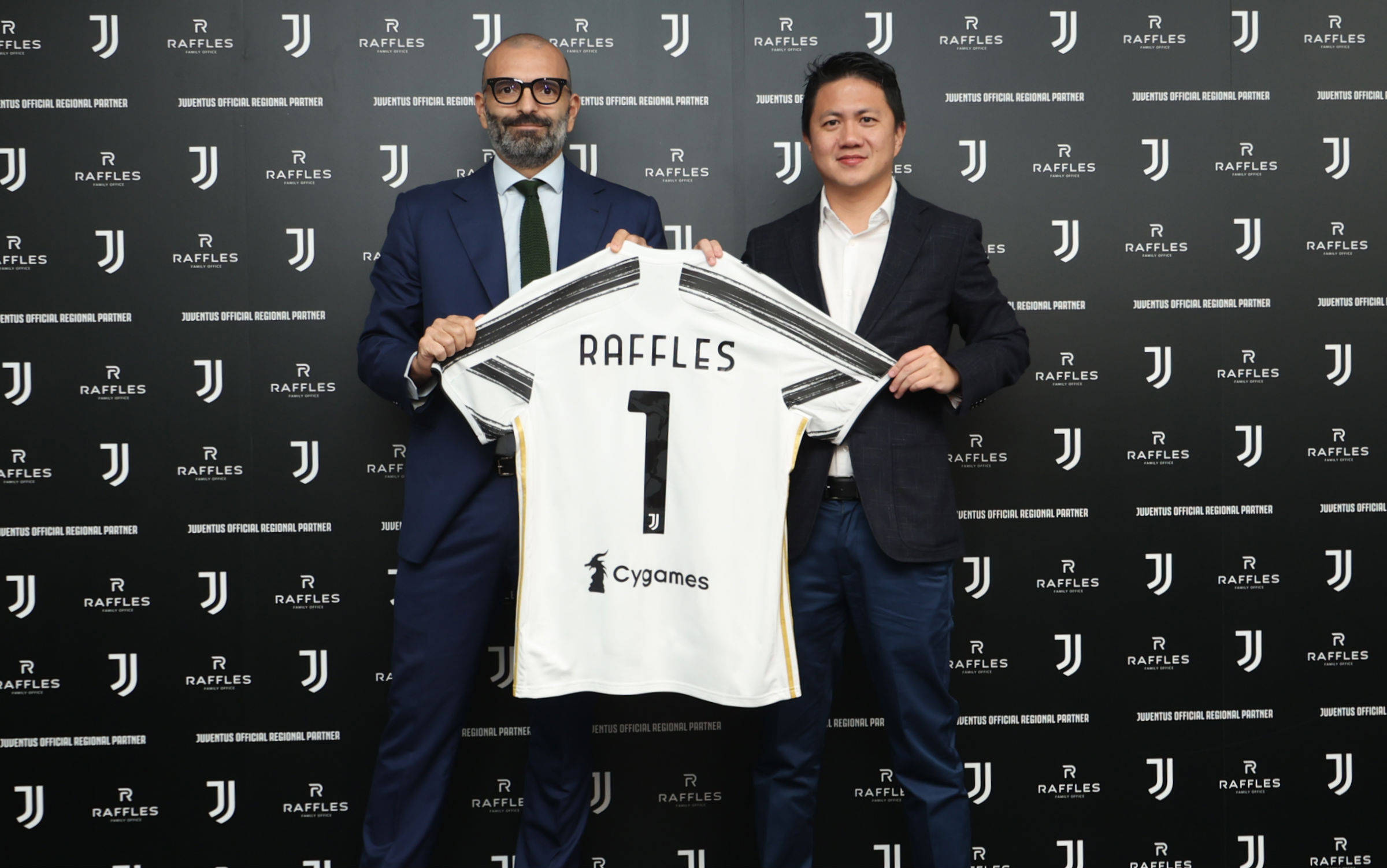 布兰卡谈伊布去巴萨：他下定决心要和梅西并肩作战，赢得欧冠（布兰卡：伊布加盟巴萨为与梅西并肩冲击欧冠冠军）