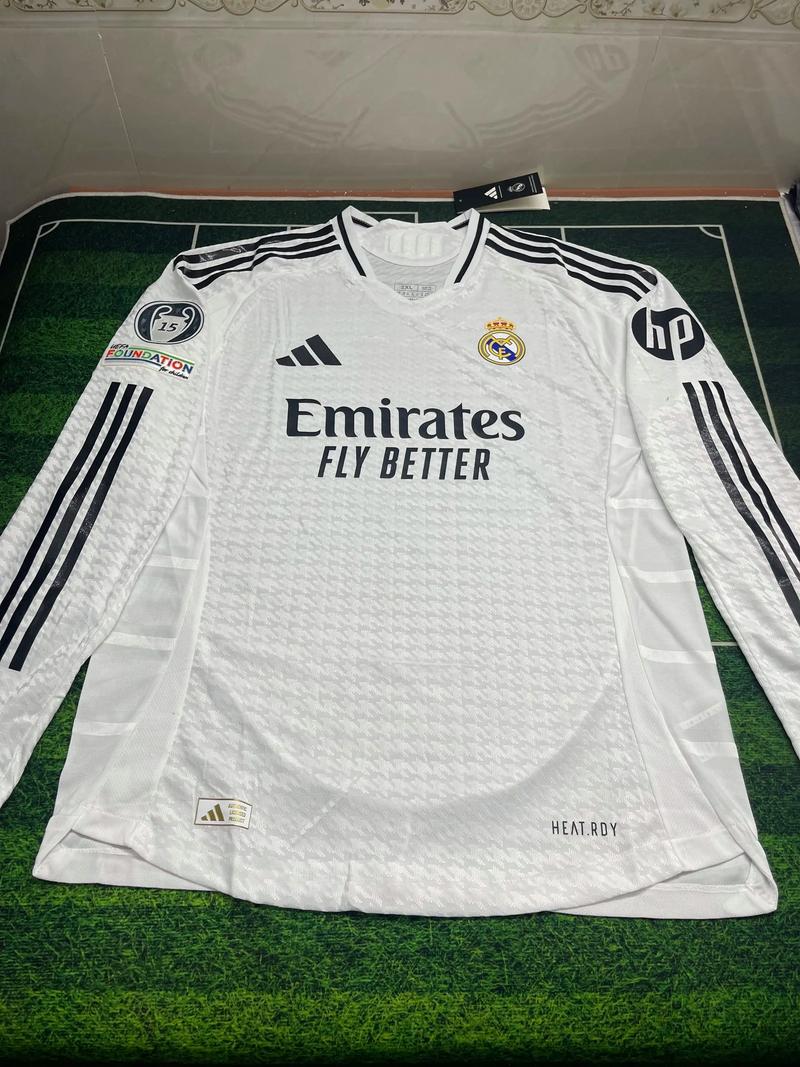 斯基拉：曼奇尼已与萨德签约1+2年，续约后年薪800万欧（斯基拉：曼奇尼与萨德签下1+2合同，续约后年薪达800万欧元）