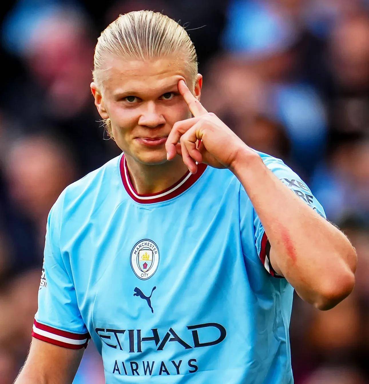 詹姆斯关键助攻锁定胜利（詹姆斯最后时刻妙传奠定胜局）