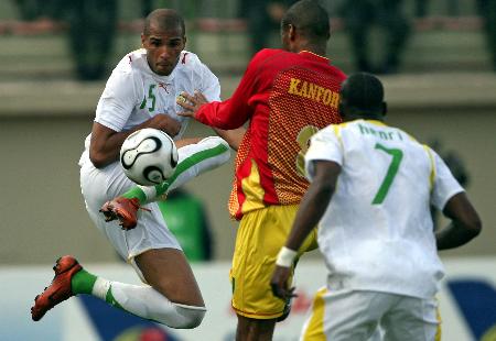 法媒：沙特胡拜尔库迪西亚愿花4000万欧引进法兰克福二门考阿（法媒称：沙特胡拜尔库迪西亚愿出4000万欧签下法兰克福二号门将考阿）