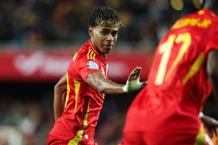 范戴克：伊萨克加入球队以来过得不轻松，但他的能力有目共睹（范戴克：伊萨克加盟后经历不易，但他的实力有目共睹）