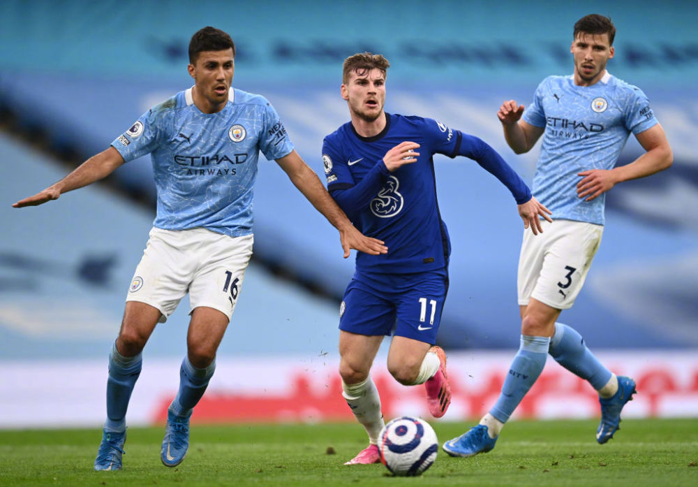 辽篮惨败广州赛后，付豪怒怼球迷，杨鸣说的实在，球迷：算啥东西（惨败广州后辽篮再起风波：付豪回怼球迷，杨鸣直言不讳，球迷喊“算啥东西”）